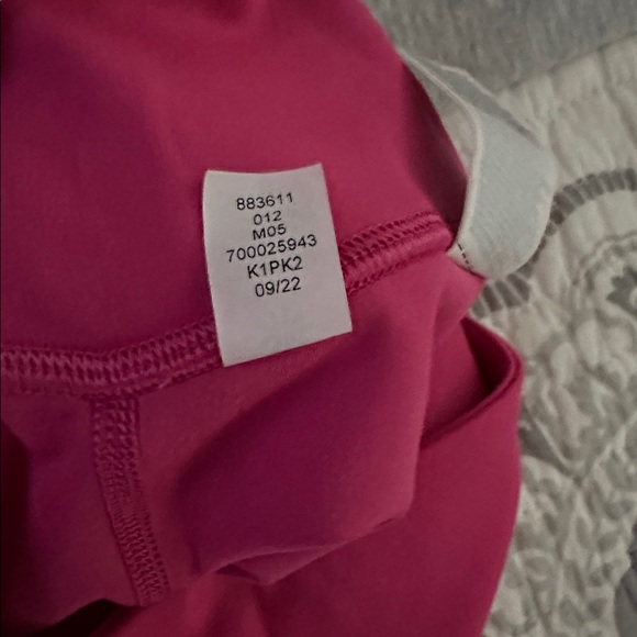 ATHLETA ULTRA HIGH RISE ELATION - Picture 11 of 11